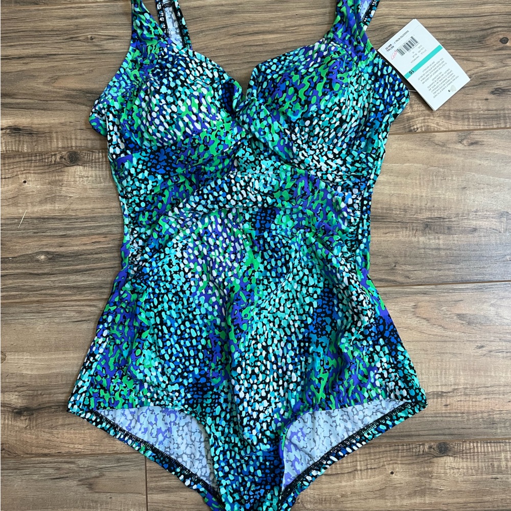 Maxine of Hollywood One Piece Swimsuit
